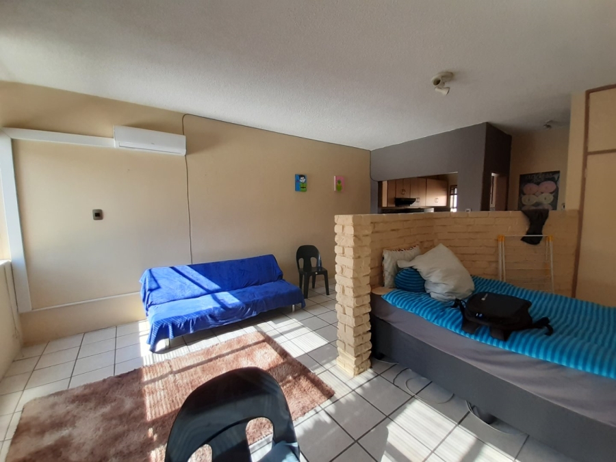 1 Bedroom Property for Sale in Bult South North West